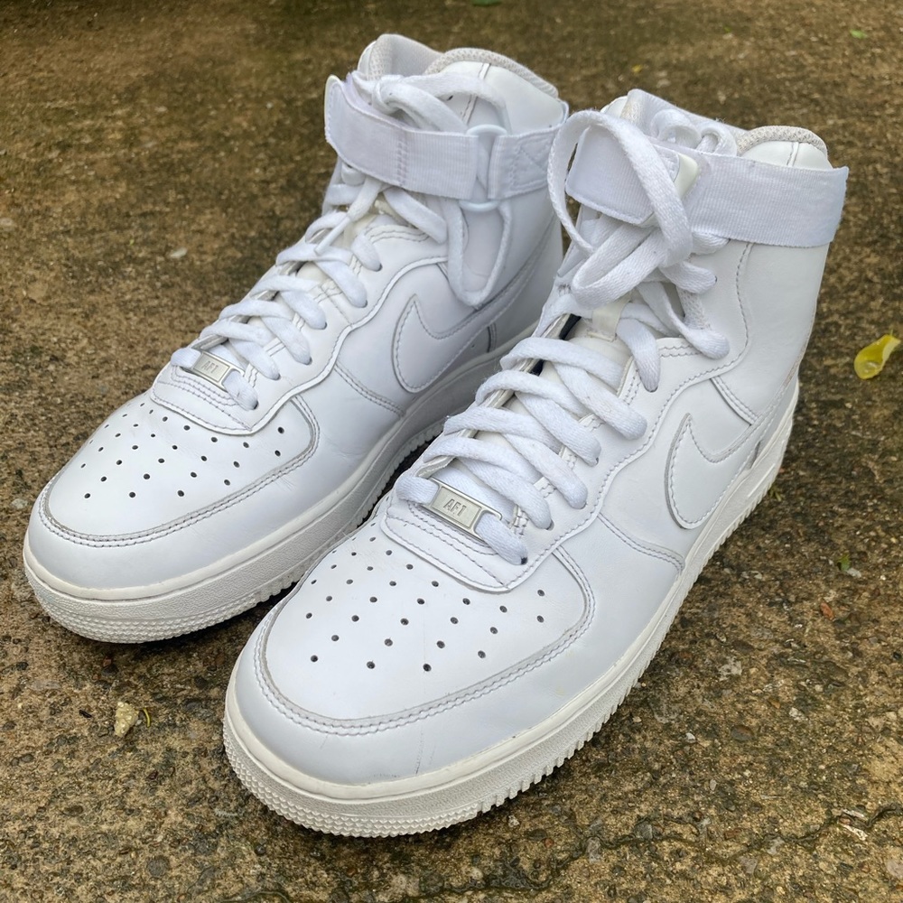 Nike Air Force 1